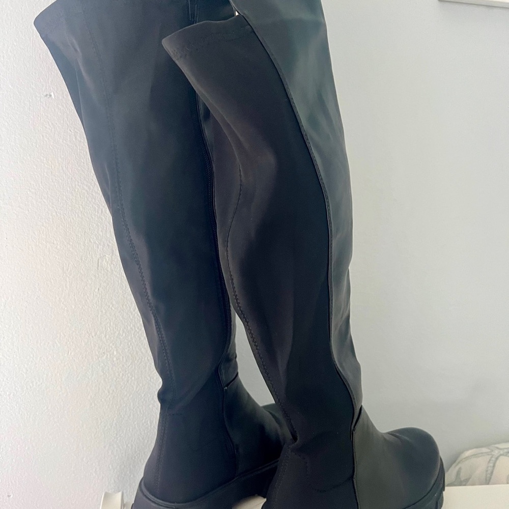 Rouge! Black Over the Knee Boots - Picture 2 of 8